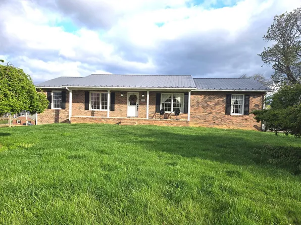 1050 W Jackson St, Wytheville, VA 24382
