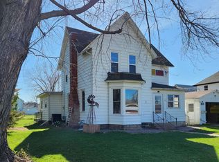 106 N Maple St, North Freedom, WI 53951