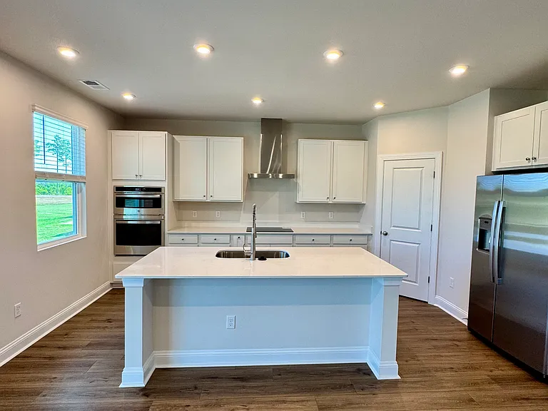7453 Linda Vista Ln — Photo 15