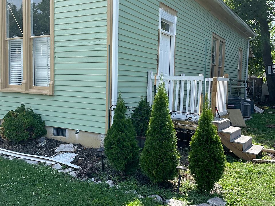 1st image of 409 N Maney Ave #2