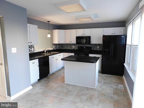 2nd image of 2226 Cantley Dr