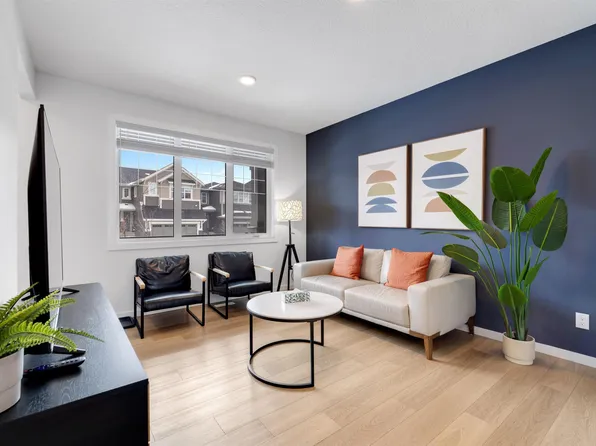 8125 226a St NW, Edmonton, AB T5T 7S8