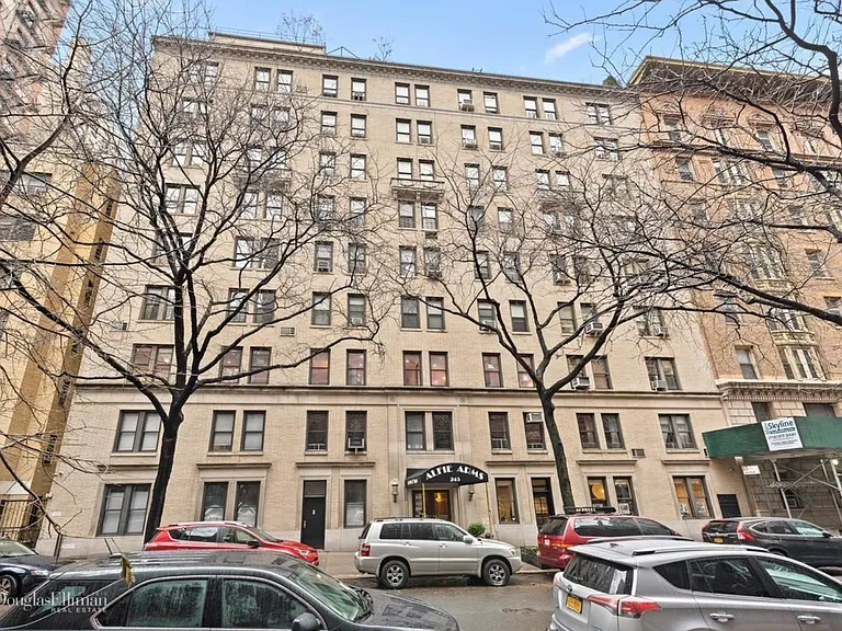 245 W 74th St #8D — Photo 9
