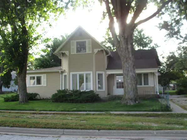 314 N 1st St, Laurens, IA 50554