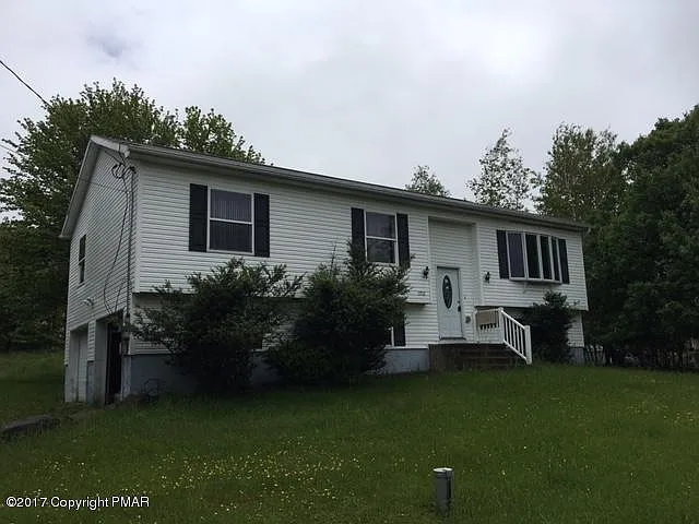 137 Ryan Rd photo 1