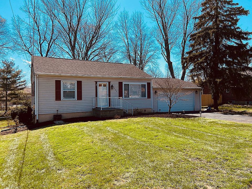 2nd image of 531 Cloverdale Ave