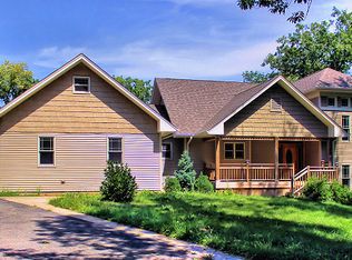 37 Park Dr S, Yorkville, IL 60560