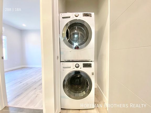 5th image of 141 N Swall Dr #8A