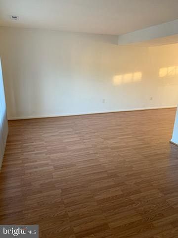 1st image of 321 Jennie Run Dr