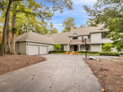 55 Trowbridge Cir, Lake Bluff, IL, 60044