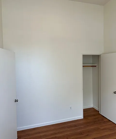 421 14th St #B — Photo 11