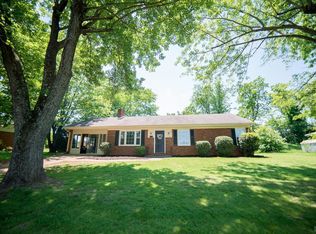 5909 Hines Cir, Lynchburg, VA 24502