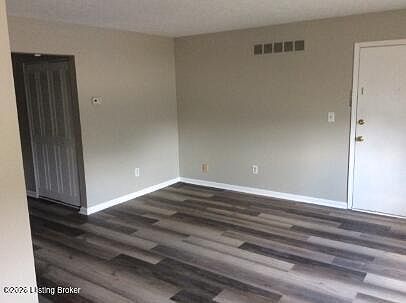 4th image of 3334 Breckenridge Ln