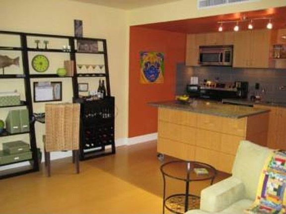 3rd image of 668 McVey Ave #62