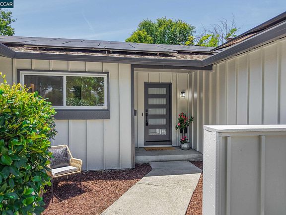 5th image of 9871 Broadmoor Dr