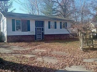 308 S Plover Dr, Carbondale, IL 62901