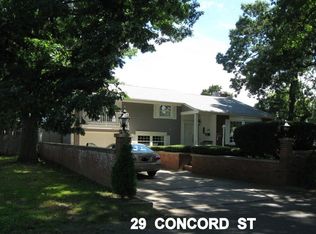 29 Concord St, Chicopee, MA 01020