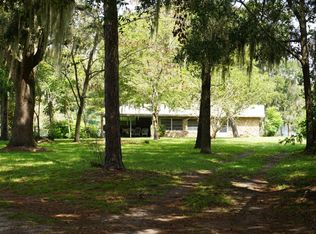 264 Wesley Rd, Green Cove Springs, FL 32043