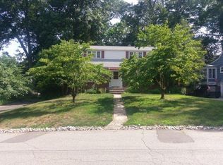 5 Lockward Rd, Caldwell, NJ 07006