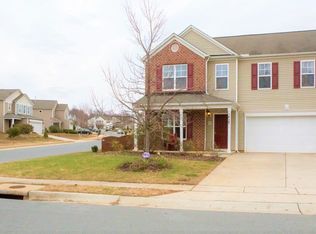 501 Collington Dr, Mebane, NC 27302