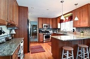 3rd image of 3N809 Hawthorn Dr