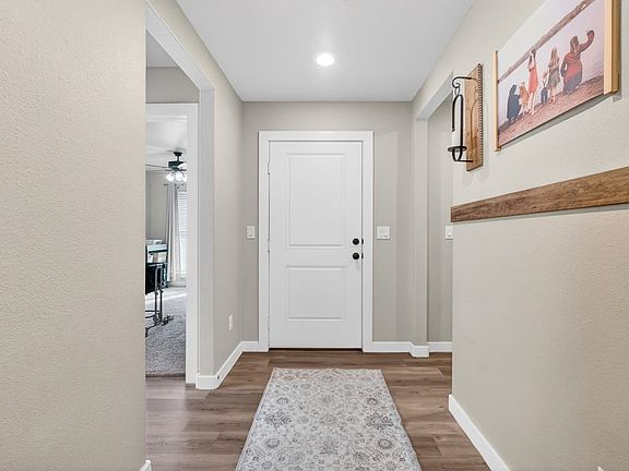 5th image of 8759 Timberlane Rd