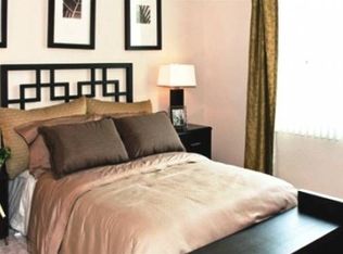 1838 Thibodo Rd APT 103, Vista, CA 92081