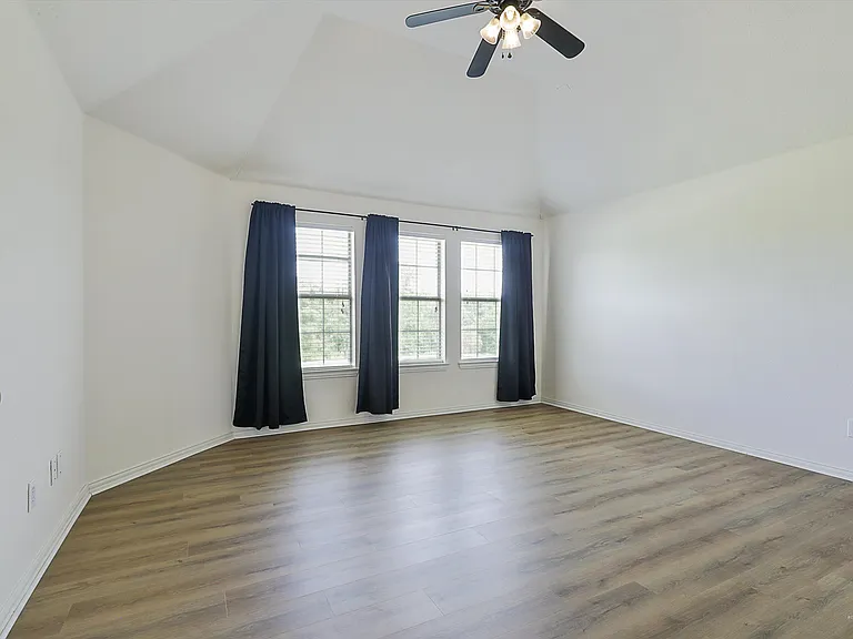 9233 Dark Forest Dr — Photo 28