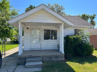 30428 Groveland St, Madison Heights, MI 48071