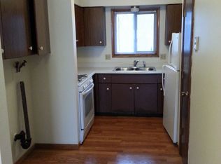 1368 Wayne Rd, West Bend, WI 53090