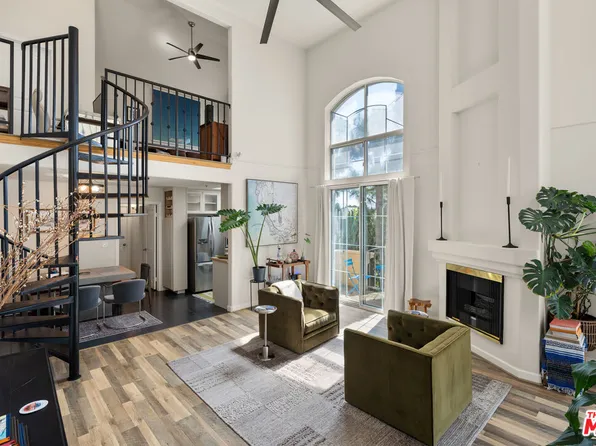 7101 La Tijera Blvd APT J201, Los Angeles, CA 90045