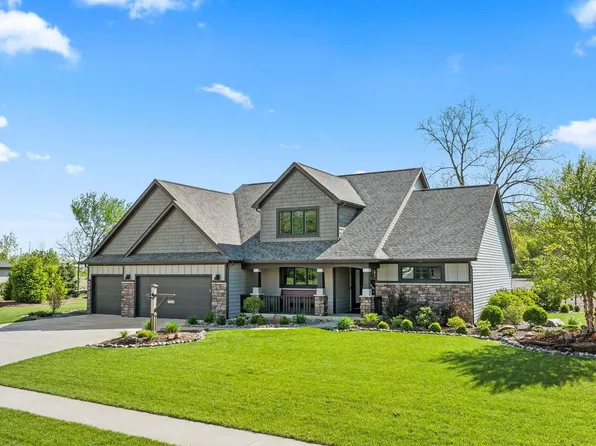 18736 Roselle Cv, Auburn, IN 46706