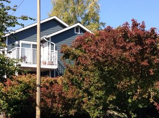 4517 40th Ave SW APT D, Seattle, WA 98116