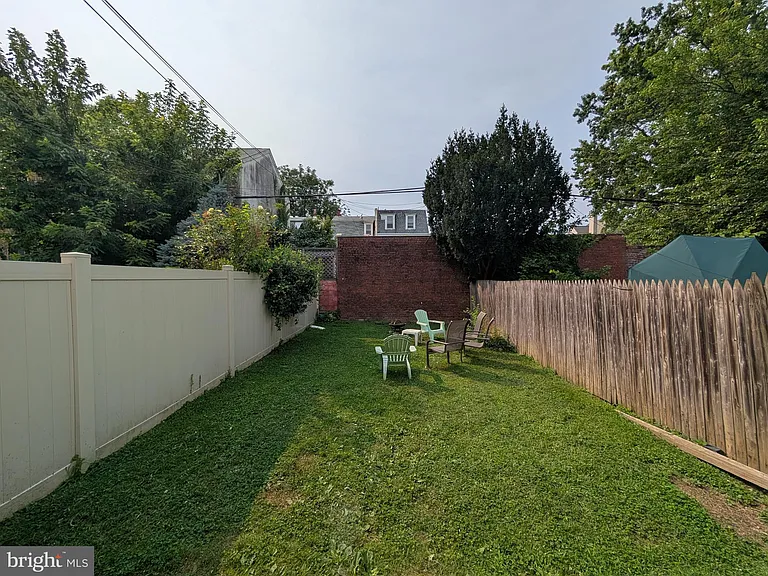 424 Conarroe St #1 — Photo 8