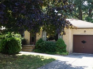 7170 Maplewood Rd, Parma, OH 44130