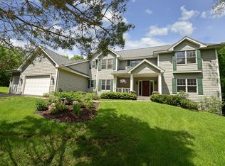 2725 White Oak Cir, Long Lake, MN 55356