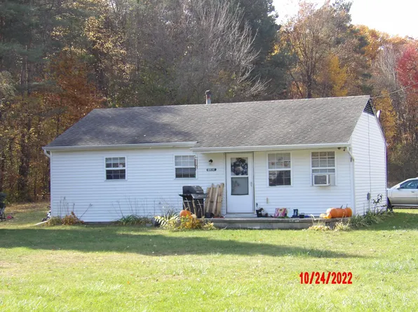 12528 Nichols Rd, Burt, MI 48417