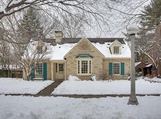 704 W Delaware Ave, Urbana, IL