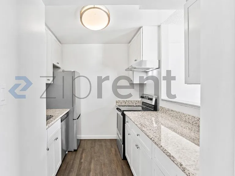 1700 Laguna St #G — Photo 11