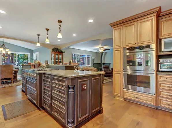 14131 Maverick Ln, Grass Valley, CA 95949