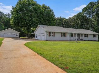 95 Oak Grove Cir, McDonough, GA 30253