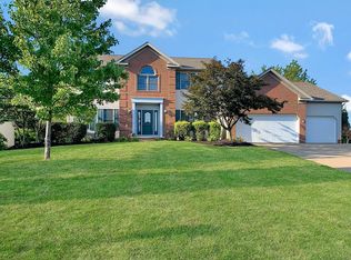 2505 Greenview Dr, Uniontown, OH 44685