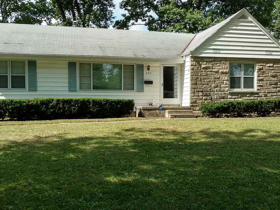 1st image of 205 E Cox Dr