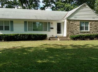 205 E Cox Dr, Fort Wayne, IN 46816