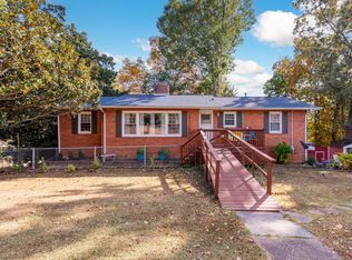 1910 Barrett Dr, Fort Oglethorpe, GA 30742
