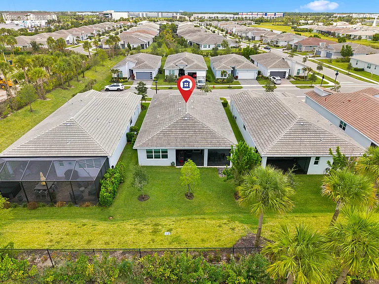 11724 SW Aquila Way — Photo 45