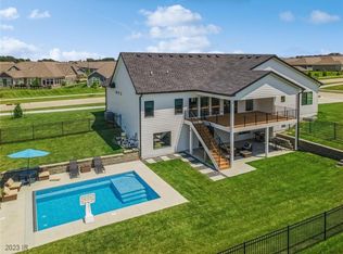 3524 Westgate Pkwy, Clive, IA 50325