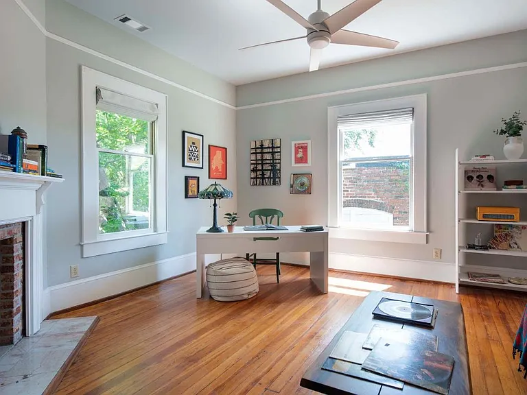 416 Augusta Ave SE — Photo 23