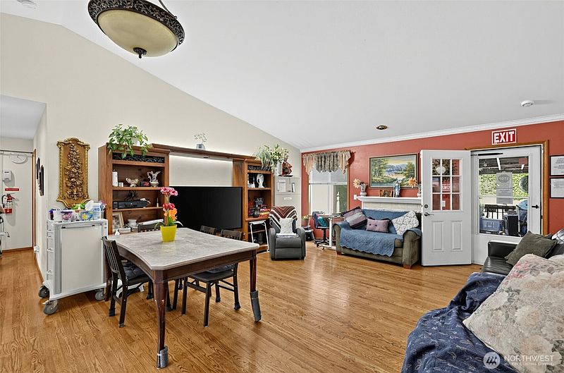 5th image of 11606 SE 219th Place