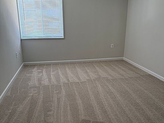 4th image of 1520 Northgate Sq APT 11B